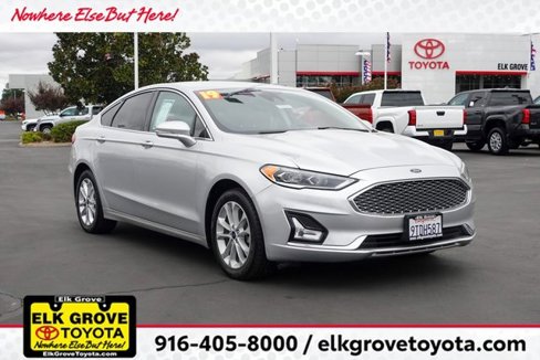 Used 2019 Ford Fusion Energi Titanium image 1