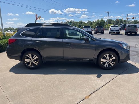 Used 2018 Subaru Outback 2.5i Limited image 6