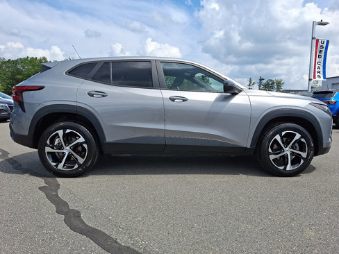 Certified 2024 Chevrolet Trax RS w/ Driver Confidence Package image 7