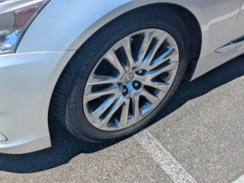 Used 2014 Lexus LS 460 image 11