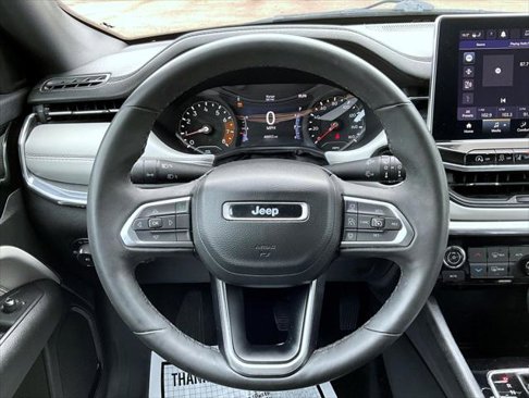Certified 2023 Jeep Compass Limited image 13