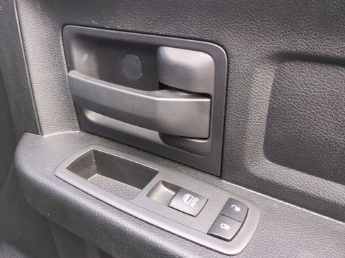 Used 2018 RAM 1500 Tradesman image 34