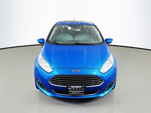 Used 2014 Ford Fiesta Titanium image 2