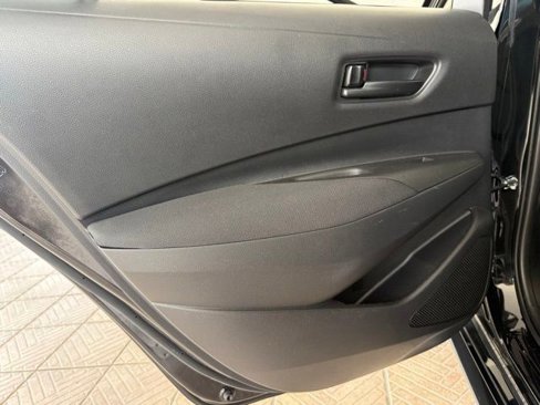 Used 2022 Toyota Corolla LE image 17