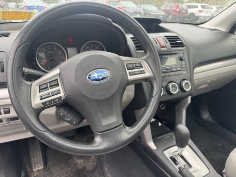 Used 2014 Subaru Forester 2.5i Premium image 16