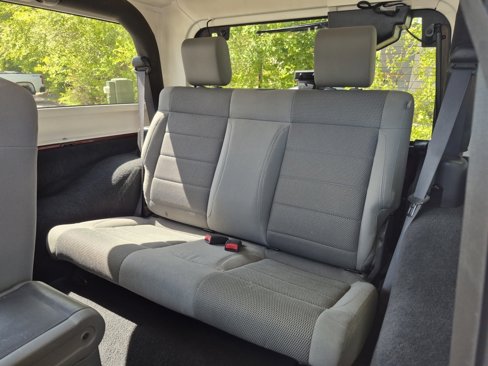 Used 2007 Jeep Wrangler Sahara w/ Dual Top Group image 28