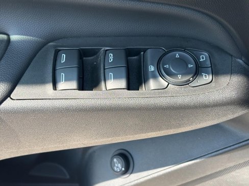 Used 2022 Chevrolet Equinox LT image 24