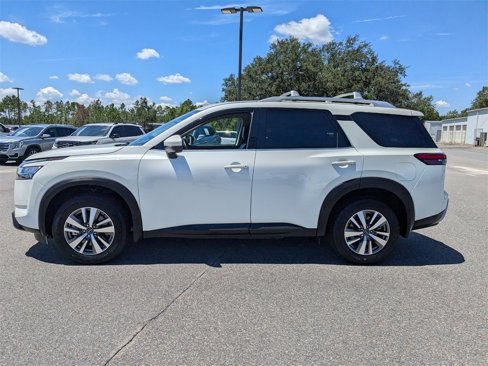 Used 2023 Nissan Pathfinder SL image 7