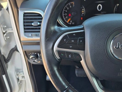 Certified 2021 Jeep Grand Cherokee Laredo image 28