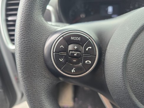 Used 2020 Kia Soul LX image 23