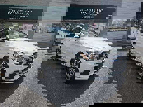 Used 2016 Mercedes-Benz C 300 4MATIC Sedan image 9