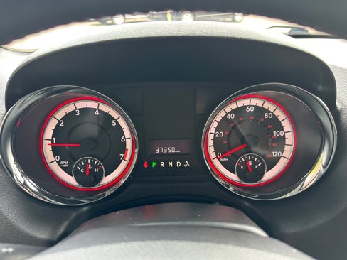 Used 2016 Dodge Grand Caravan SE image 24