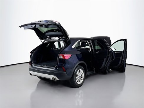 Used 2021 Ford Escape SE image 23