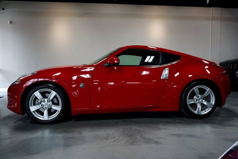 Used 2010 Nissan 370Z Touring image 24
