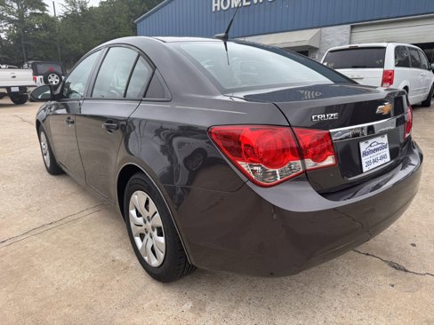 Used 2014 Chevrolet Cruze LS image 7