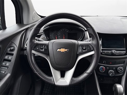Used 2019 Chevrolet Trax LT w/ Redline Edition image 12