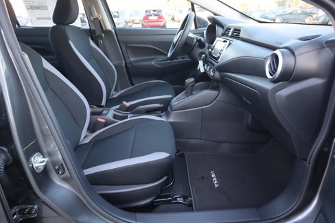 Used 2025 Nissan Versa S w/ Trunk Package image 37