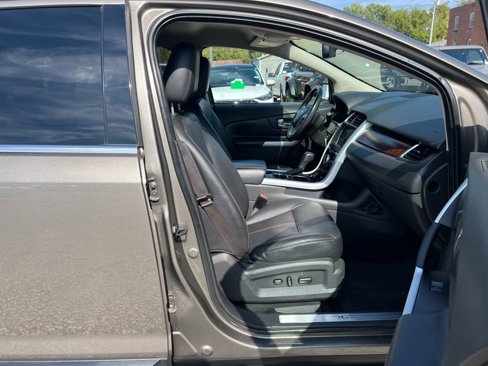 Used 2012 Ford Edge Limited image 21