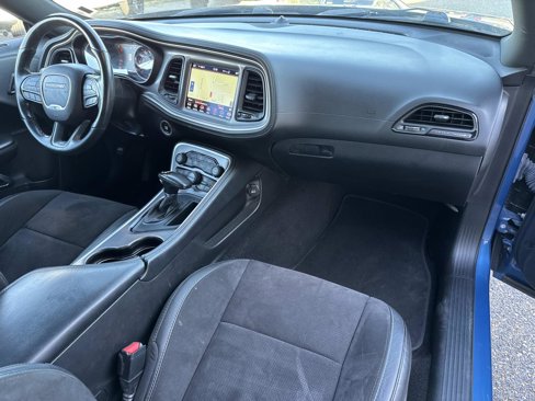 Used 2022 Dodge Challenger GT w/ Plus Package image 12