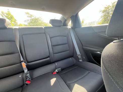 Used 2024 Chevrolet Malibu LT image 37