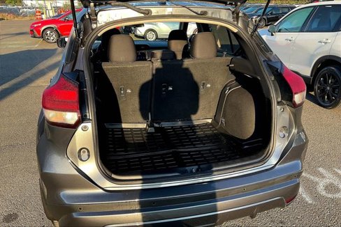 Used 2023 Nissan Kicks SV image 25