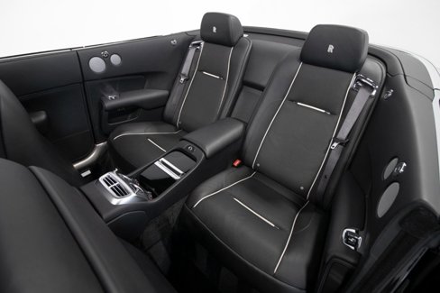 Used 2018 Rolls-Royce Dawn image 39