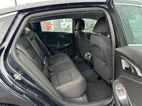 Used 2022 Chevrolet Malibu LT image 16