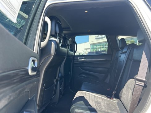 Certified 2022 Jeep Grand Cherokee Laredo X image 10