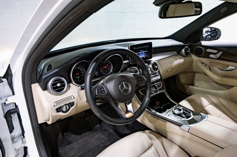 Used 2018 Mercedes-Benz C 300 Sedan w/ Premium Package image 21