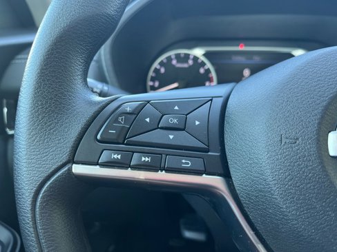 Used 2023 Nissan Sentra SV image 17