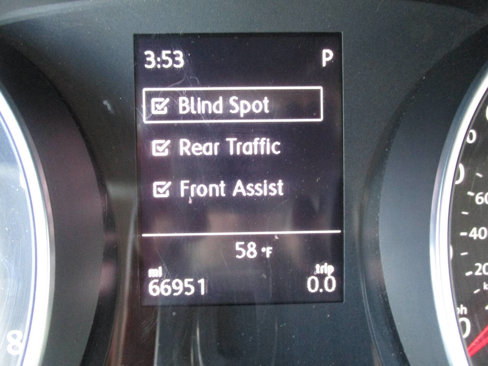 Used 2019 Volkswagen Golf Alltrack S image 12