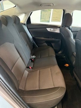 Used 2023 Kia Forte LXS image 29