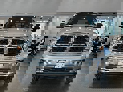 Used 2012 RAM 1500 Classic SLT image 2