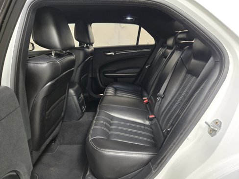 Used 2020 Chrysler 300 S image 16