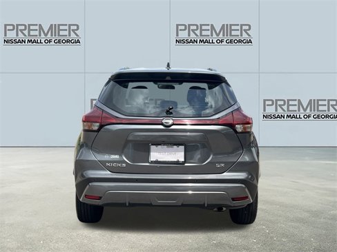Certified 2024 Nissan Kicks SR image 22