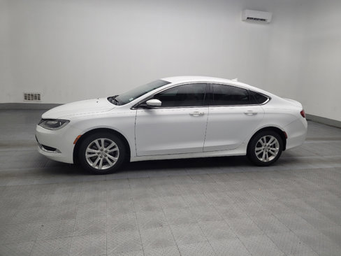 Used 2017 Chrysler 200 Limited Platinum image 2