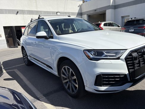 Used 2022 Audi Q7 2.0T Premium Plus w/ Premium Plus Package image 2