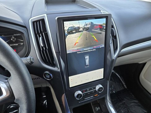 Used 2024 Ford Edge Titanium w/ Equipment Group 301A image 10
