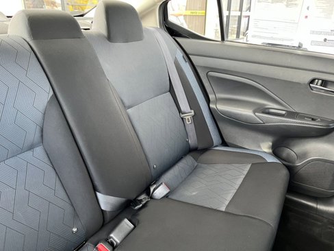 Used 2023 Nissan Versa SV image 35