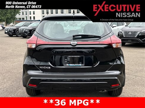 New 2025 Nissan Kicks Play S image 3
