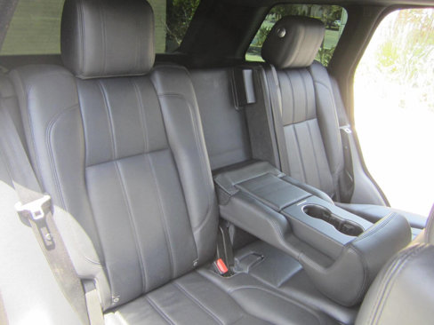 Used 2017 Land Rover Range Rover HSE image 15