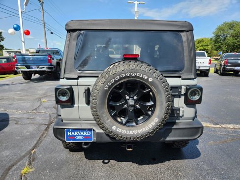 Used 2022 Jeep Wrangler Willys image 5