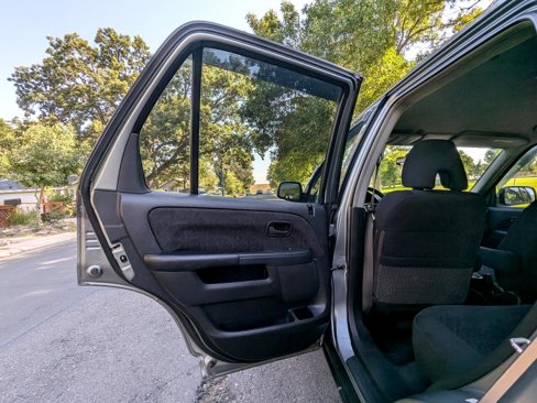 Used 2005 Honda CR-V LX image 13