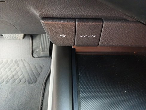 Used 2022 Toyota Camry LE image 46