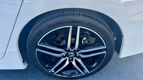Used 2017 Honda Accord Sport Special Edition image 13