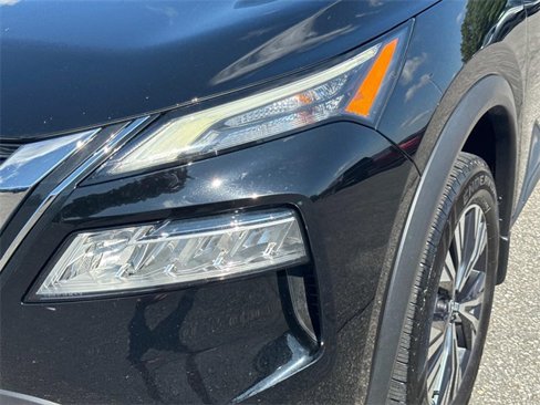Certified 2023 Nissan Rogue SV image 10