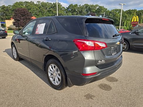 Used 2020 Chevrolet Equinox LS w/ LS Convenience Package image 4