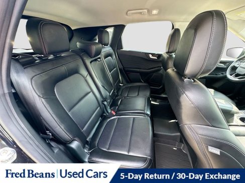 Used 2022 Ford Escape SEL image 28