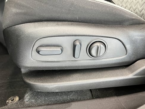 Certified 2024 Chevrolet Equinox LS w/ LS Convenience Package image 16