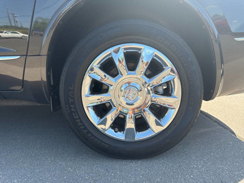 Used 2013 Buick Enclave Leather image 17